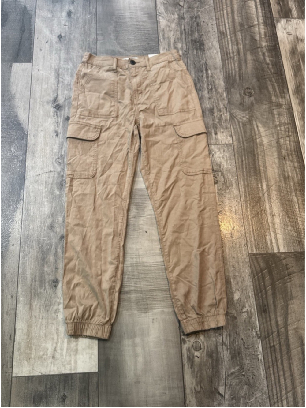 SO Women's Khaki Solid Jogger Pants Sz S Regular Elastic Waist Cargo Pockets